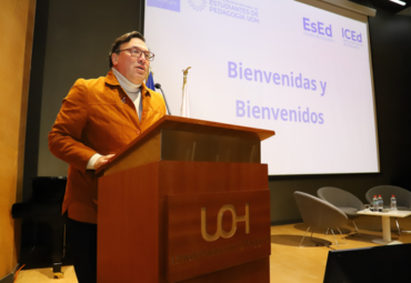 Profesor PUCV inaugura subsede de Cátedra Unesco para la Lectura y la Escritura