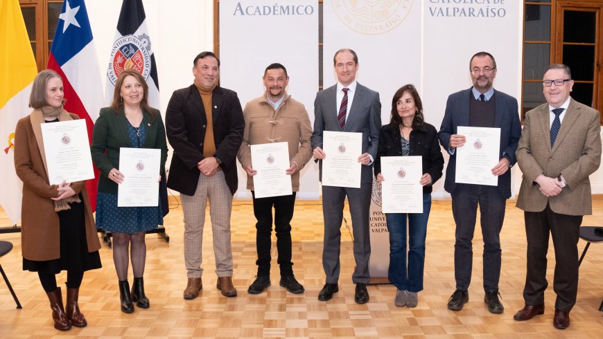 Reconocen a siete destacados y destacadas docentes con ascenso a la categoría titular