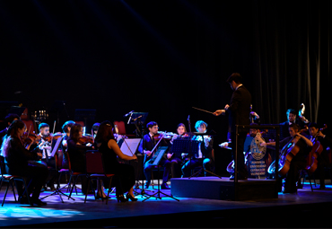 Homenaje a Glorias Navales en el Teatro Municipal del Viña