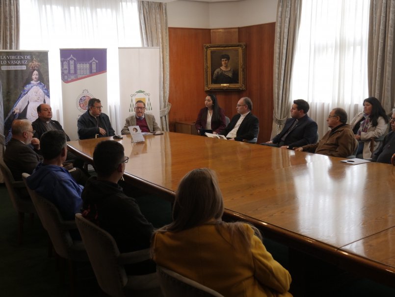 Universidad y Diócesis de Valparaíso presentan publicación sobre el Mes de María