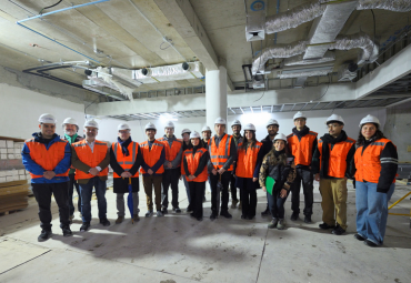 Autoridades y estudiantes visitan avances de obras de infraestructura PUCV
