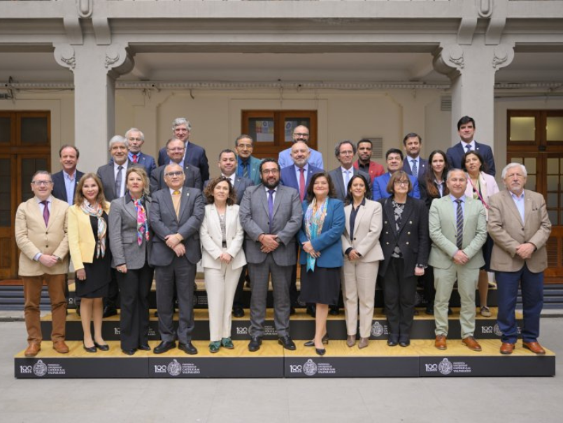 Universidad fortalece descentralización del debate sobre los desafíos de la educación superior en sesión CRUCH