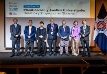 Red G9 se reúne en la PUCV para abordar desafíos de planificación y análisis universitario
