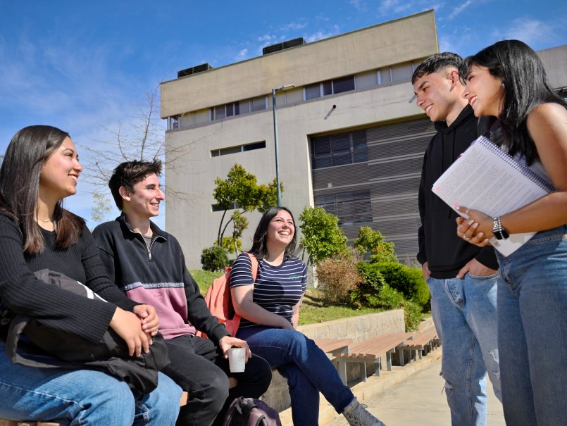 Inicio clases de estudiantes PUCV