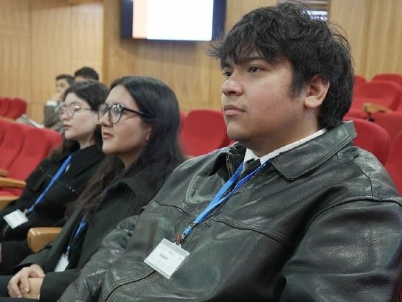 Estudiantes de la PUCV impulsan el debate sobre el derecho ambiental en Chile