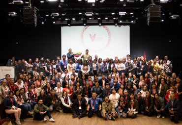 Más de 400 educadores se reunieron en Lima para impulsar la educación STEM+ en Latinoamérica