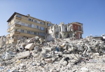 Académico del Instituto de Geografía lidera estudio sobre riesgos sísmicos