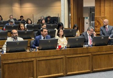 Vicerrector Alex Paz expuso ante el Congreso la postura de la Red G9 sobre el Presupuesto 2027