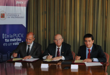 PUCV implementará magíster internacional en Banca y Mercados Financieros