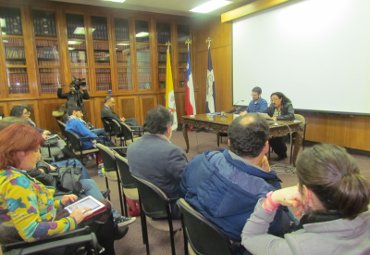 Instituto de Filosofía realizó conversatorio sobre los problemas entre movimientos fundamentalistas y occidente