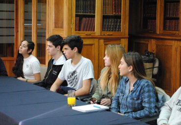 Estudiantes secundarios plantean sus expectativas sobre la PUCV del futuro