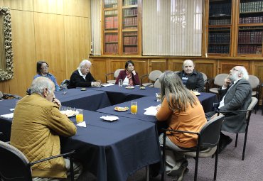 Dirigentes vecinales proponen ideas para contribuir a la vinculación de la PUCV con su entorno