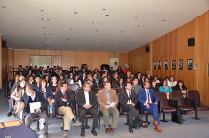 Estudiantes de enseñanza media son premiados en concurso de ensayos filosóficos