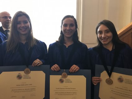 Felicitamos a nuestras 3 nuevas Doctoras en ciencias mención Química