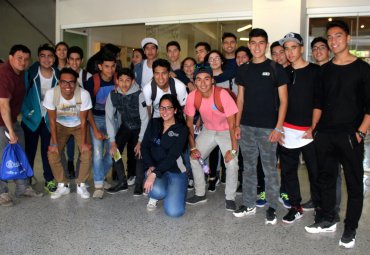 Colegio San Viator de Ovalle visitó dependencias de la Facultad de Ingeniería PUCV