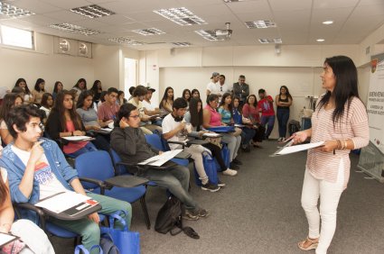 Bienvenida a Novatos 2017 a la Escuela de Comercio PUCV