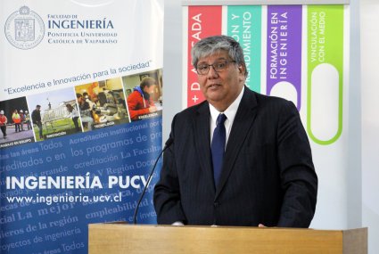 Inauguran nueva Aula de Aprendizaje Activo en la Facultad de Ingeniería