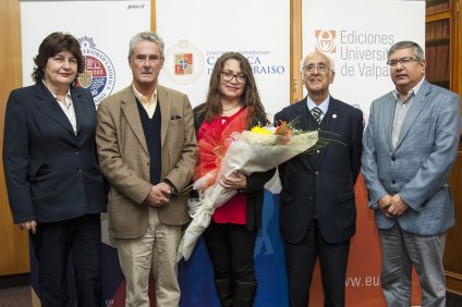 Académico de Nuestra Escuela participó en la elaboración del libro “Las voces de la sociedad: 10 años de encuestas”