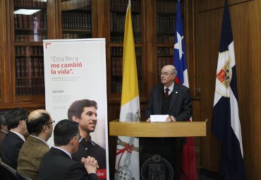 Académico y alumna de la Facultad son beneficiados con Beca Iberoamérica Santander Universidades 2017