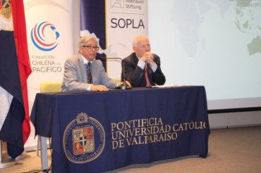 CEA inició ciclo de extensión sobre Asia Pacífico con destacada conferencia de Manfred Wilhelmy