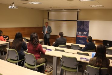 Profesor Ladislao Luna dictó conferencia para postulantes al MBMF