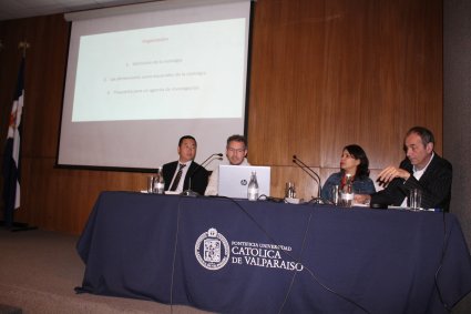 Escuela de Trabajo Social realiza Seminario Internacional “La Ciudad Experienciada”