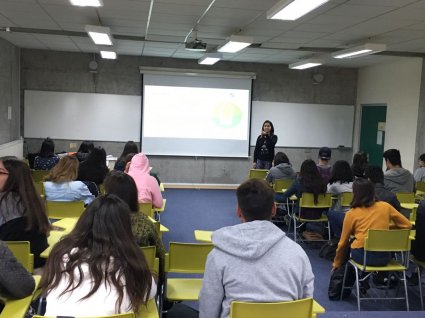 Estudiantes PACE participan en Charla de Estrategias para el Aprendizaje Efectivo