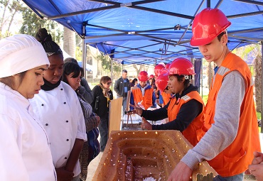 Programa PACE PUCV participa en Feria Vocacional Escuela Quebrada Alvarado