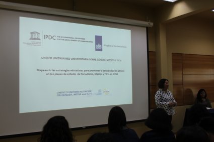 Periodismo PUCV realiza seminario sobre perspectiva de género en investigación y enseñanza de la Comunicación