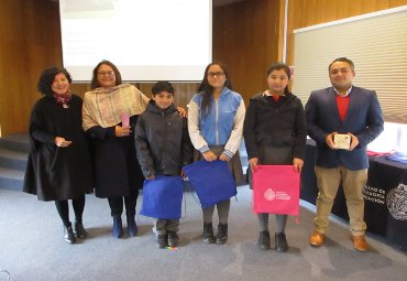 Proyecto Vinculación Escuela-Universidad permitirá que tres escuelas fortalezcan el idioma inglés en niños de Educación Básica