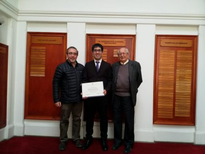 Instituto de Ingenieros de Chile entrega premio Marcos Orrego Puelma a ex alumno EIC