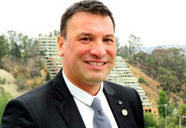 Dr. René Venegas, coordinador de la Red Humaniora de la Facultad de Filosofía y Educación PUCV