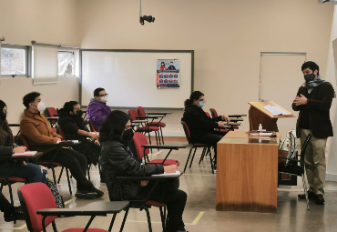 Instituto de Historia PUCV recibió a estudiantes de primer y segundo año con clases presenciales en modalidad híbrida