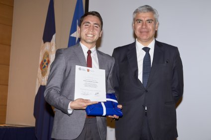 Diplomado en Derecho Administrativo finaliza exitosa XV versión