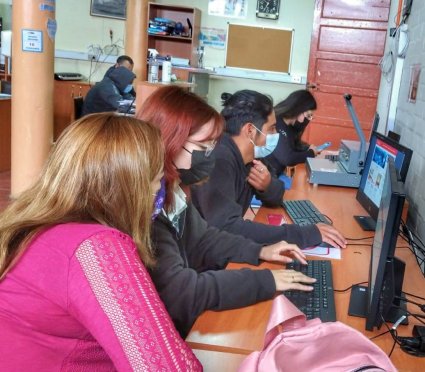 PACE PUCV apoyó a estudiantes en postulación a la educación superior