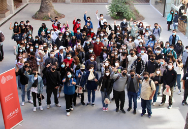 Derecho PUCV da la bienvenida a estudiantes de primer año