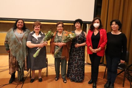 Mundo universitario homenajea a la cantora y patrimonio vivo Isabel Fuentes