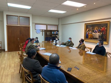 PUCV y Carabineros acuerdan acciones para promover la seguridad de nuestra comunidad universitaria