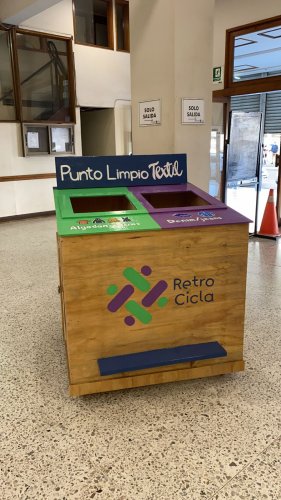 Retrocicla instala punto limpio textil en FIN PUCV