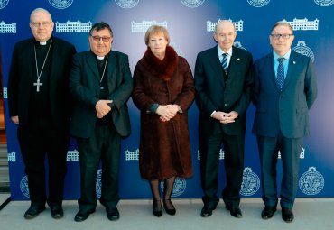 Facultad de Teología PUCV saluda al nuevo rector