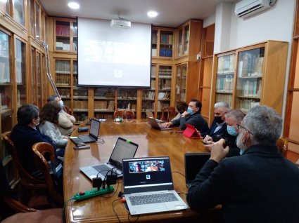 La destacada profesora Lisa Ely, de la Central Washington Universty visita al Capítulo Académico de la PUCV.