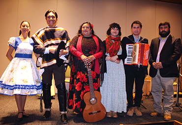 Agrupación Meliche protagonizó el tradicional concierto de Fiestas Patrias de CEA PUCV