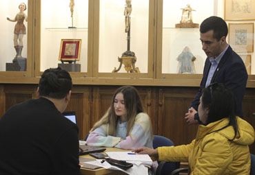 Emprendedores de la Incubadora Social Gen-E participan en taller de Declaración de IVA y Renta