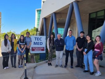 Estudiantes de Propedéutico realizan pasantía en carrera de Tecnología Médica