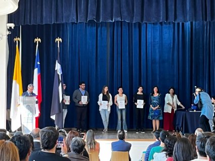 Reconocimiento a la excelencia académica a estudiantes de nuestras carreras