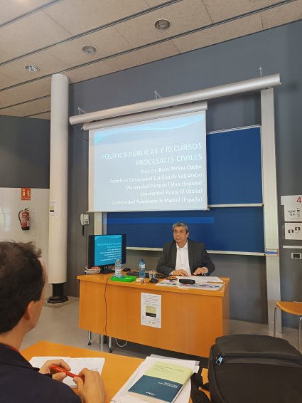 Profesor Raúl Núñez expone y presenta libro en la Universidad Pompeu Fabra de Barcelona, España