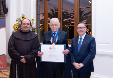 Profesor Raúl Allard es el nuevo Doctor Honoris Causa de la PUCV