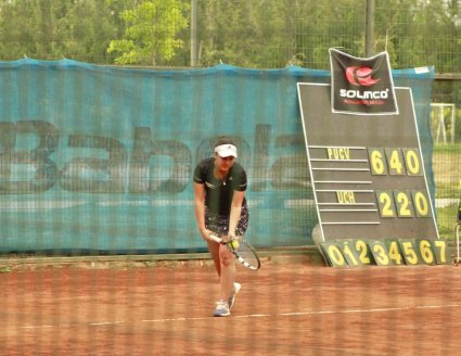 Egresada de Ingeniería Comercial competirá para representar a la PUCV en torneo de tenis nacional universitario