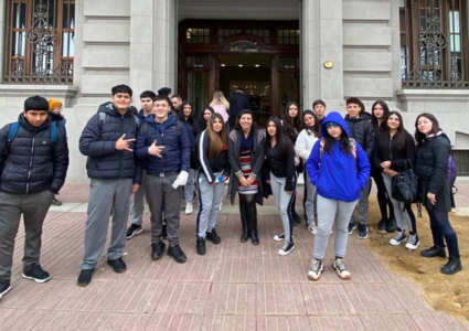 Alumnos de 4° Medio del Liceo Manuel de Salas de Casablanca visitaron la Facultad de Teología PUCV