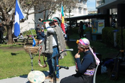 Interculturalidad PUCV conmemoró el ‘Día de la mujer indígena’ con intervención artístico cultural